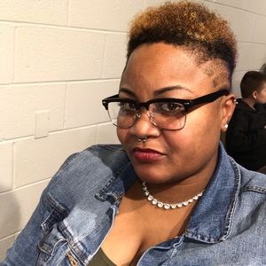 Meet your Posher, Arkeeta